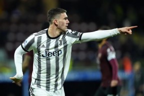 亚博-德罗巴意外战胜尤文图斯,出色发挥引爆全场!再创辉煌时刻的简单介绍