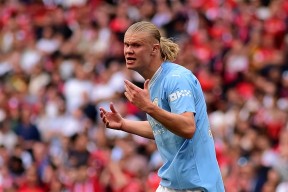 亚博-哈兰德爆冷击败巴塞罗那，关键助攻引爆全场！的简单介绍