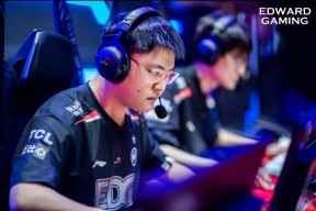 亚博-JackeyLove回归赛场，挺进下一轮首场状态亮眼，瑞士队观众沸腾！的简单介绍