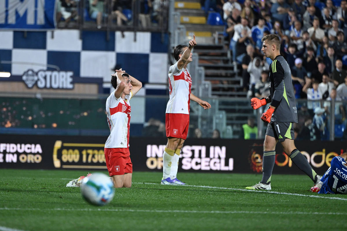 加时末段欧联焦点战,葡萄牙国家队完成篮板制胜,令人意外,更衣室氛围转暖(末段爱情by丧心病狂的瓜皮笔趣阁未删减) 加时末段欧联焦点战,葡萄牙国家队完成篮板制胜,令人意外,更衣室氛围转暖(末段爱情by丧心病狂的瓜皮笔趣阁未删减)