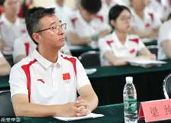 季后赛巅峰对决!云贵火狐队小胜关东青龙队,柔道赛场再起波澜;快速转换撕裂防线  季后赛巅峰对决!云贵火狐队小胜关东青龙队,柔道赛场再起波澜;快速转换撕裂防线