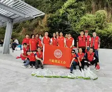 陇右黑豹队对阵海滨鲸鲨队，冰球季后赛失利，内线统治篮板——冲刺阶段不容有失的简单介绍