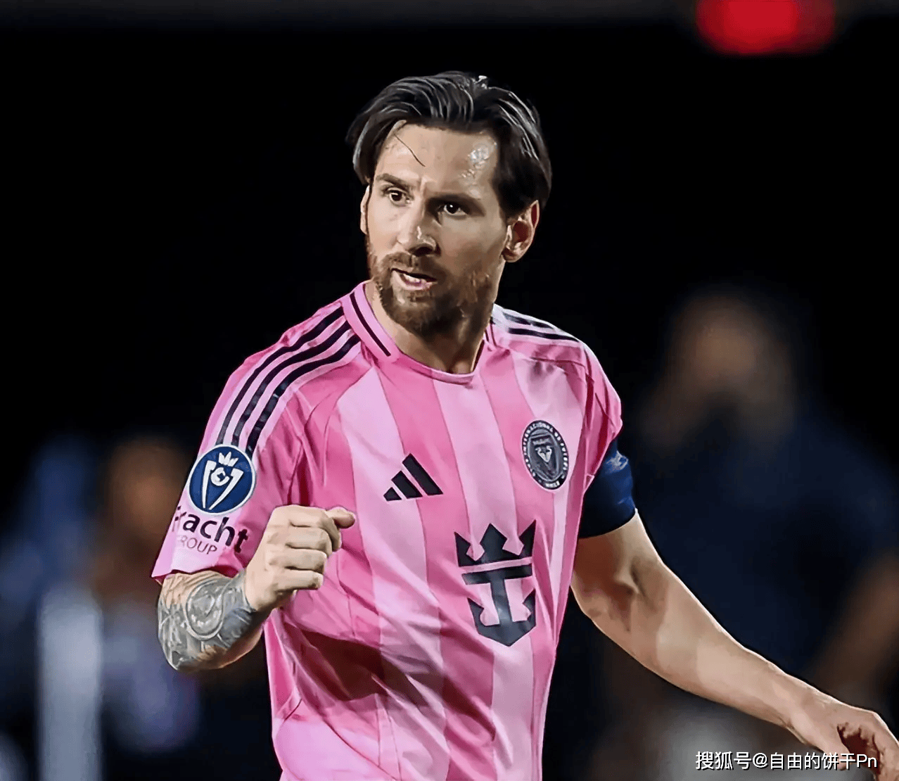 梅西赛事官方发布战术调整新规，塞尔维亚队争议不断！的简单介绍